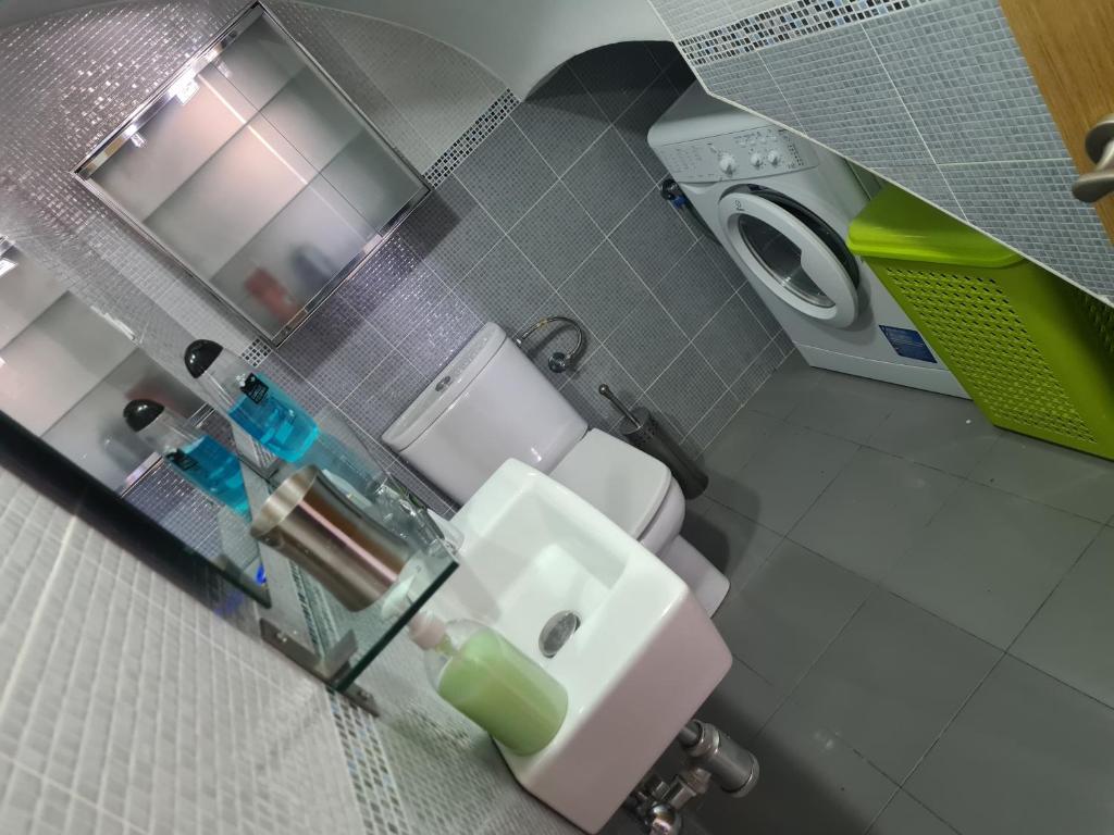 Łazienka w obiekcie Apartamento El Remo
