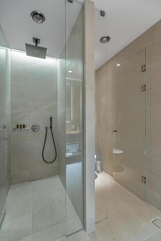 Koupelna v ubytování Hellenic Vibes Smart Hotel