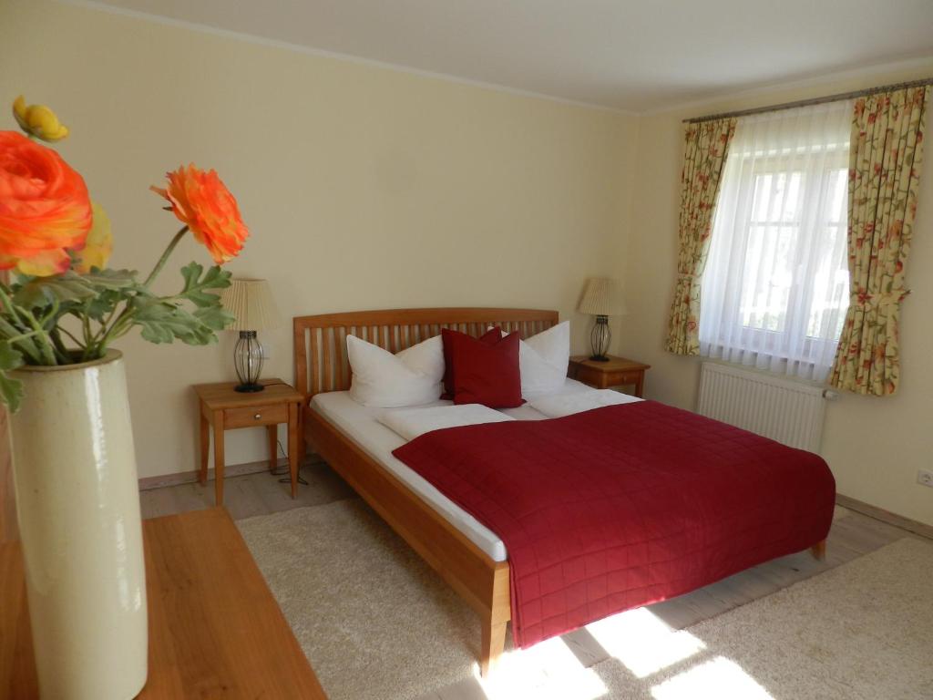 Postel nebo postele na pokoji v ubytování Landhaus am Bach