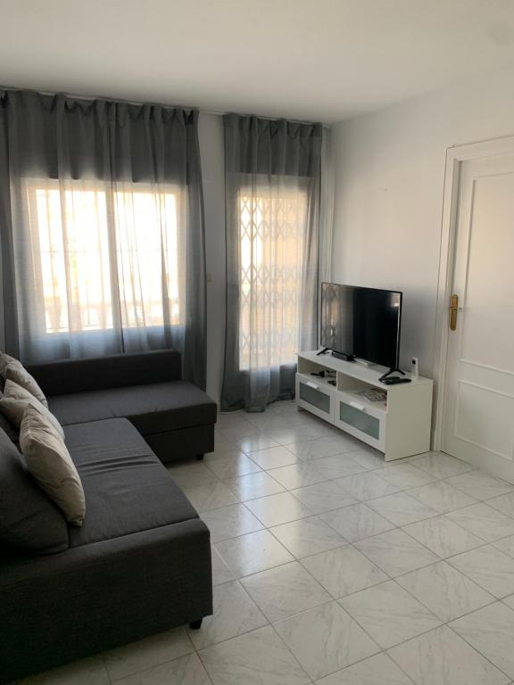 2 bed apartment in Paraje Natural Fase 1, Torrevieja - Housity