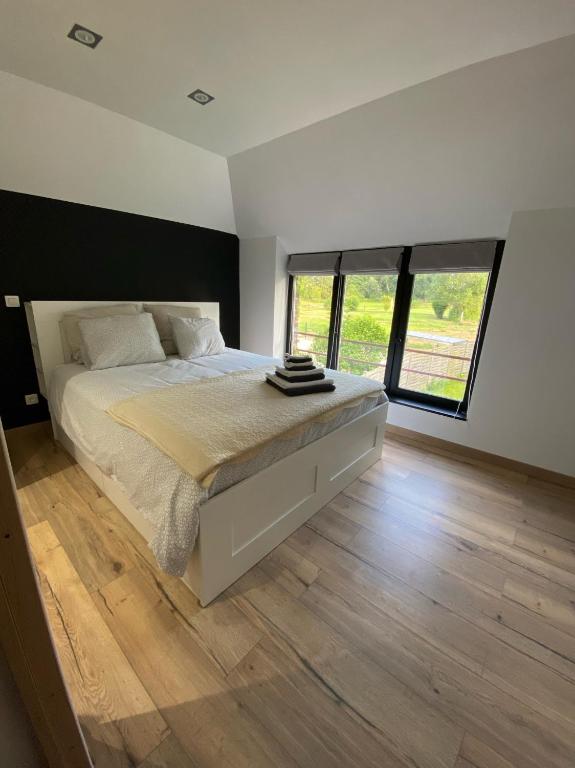Chambre d'Hotes La Chaiserie - Two-Bedroom House