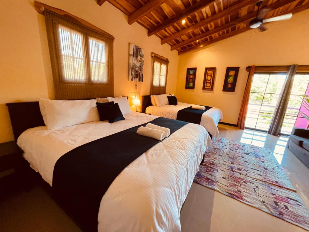 Millenium Manuel Antonio Park and beach - Deluxe King Suite