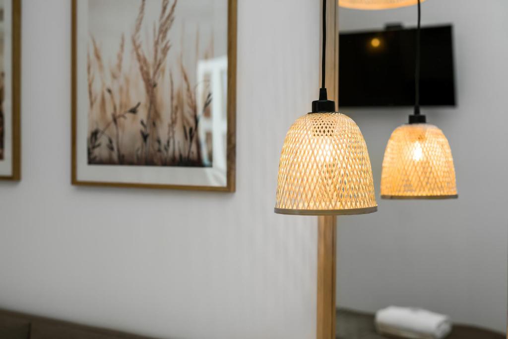 Televízia a/alebo spoločenská miestnosť v ubytovaní Apartments Na Podgórniku by Renters Prestige