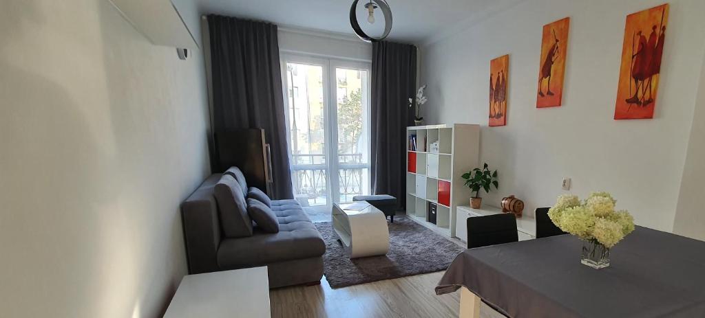 Svetainės erdvė apgyvendinimo įstaigoje Apartament Grójecka 28-30