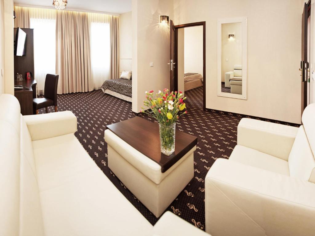 Hotel Fryderyk - Suite De Lujo
