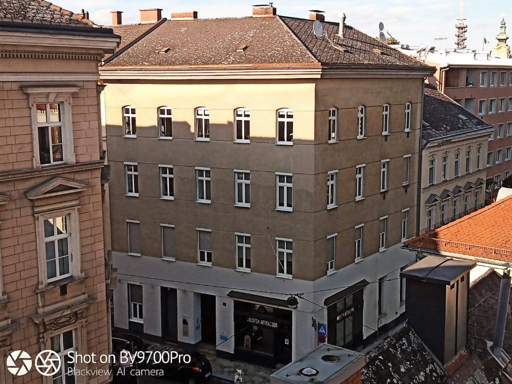 Budova, kde se apartmán nachází