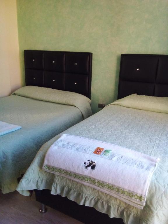 Hostal El Paraiso - Chambre Jumelle Avec Salle De Bain Privée