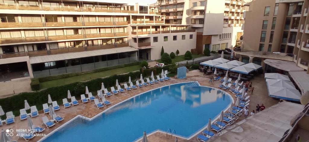 Bazén v ubytování GRENADA 22B Private Apartment SUNNY BEACH nebo v jeho okolí
