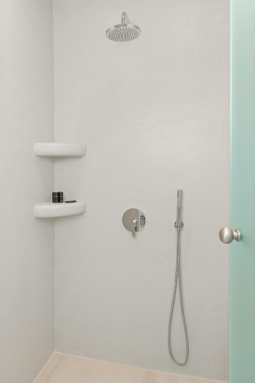 Oyster Luxury Suites - 10