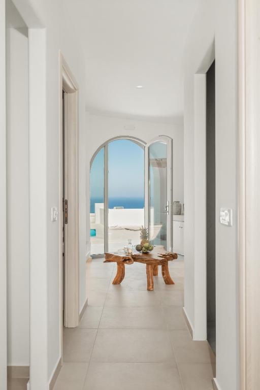 Oyster Luxury Suites - 11