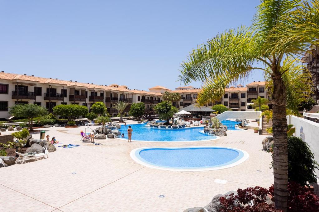 Bazén v ubytování Home2Book Pretty Apartment Costa del Silencio, Pool nebo v jeho okolí