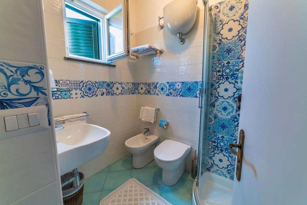 Un baño de Albergo Le Querce
