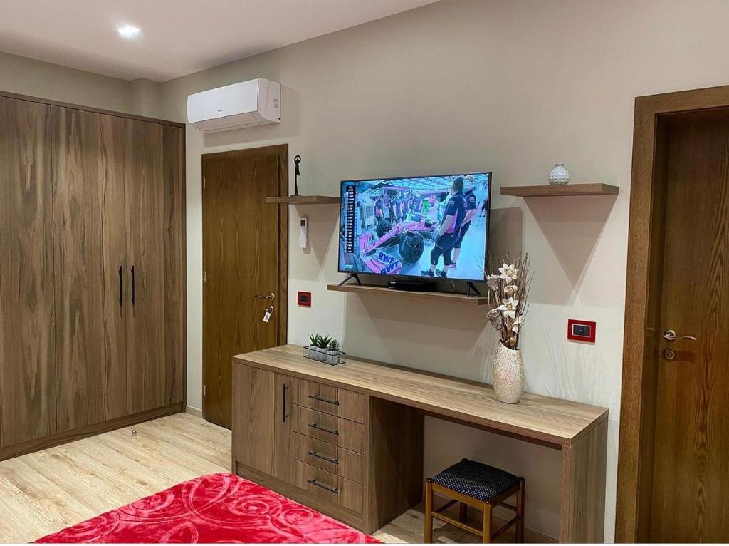 TV a/nebo společenská místnost v ubytování Iballe Guesthouse
