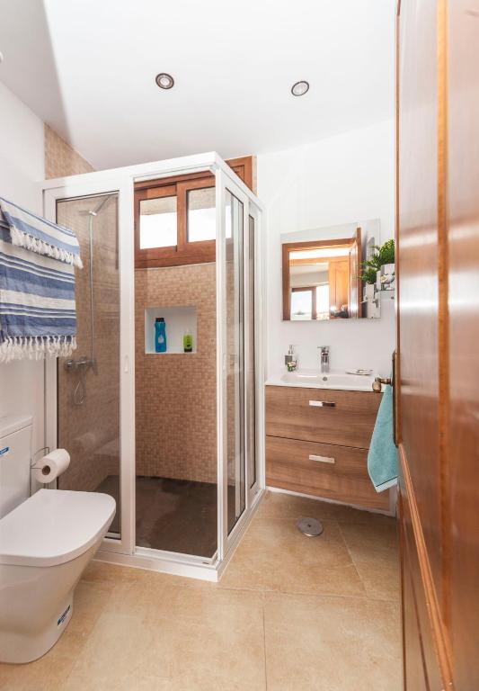 A bathroom at TEMISA FAMARA BEACH