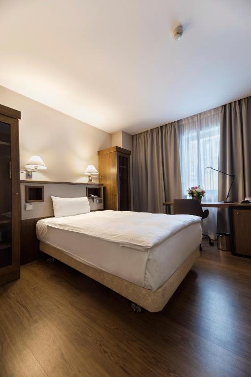Hotel CH Bucharest - Resim 19