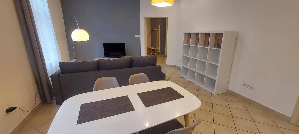 Apartament Zwycięstwa 45 - One-Bedroom Apartment
