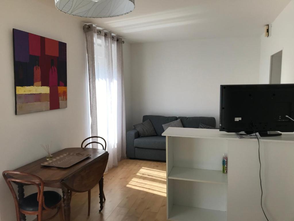 Grand Studio Manon en coeur de ville pour 2 p - Appartement Met één Slaapkamer