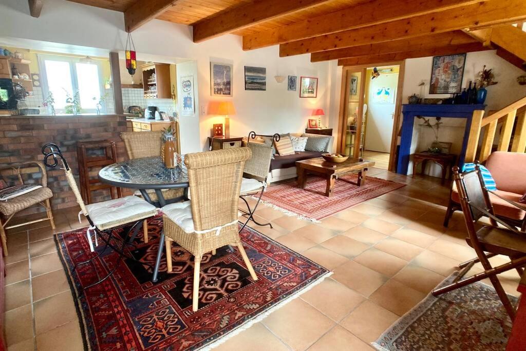 Gîte LES BRAVIGOU, 2-3 pers, plage 1km,TREGUNC, FINISTERE SUD