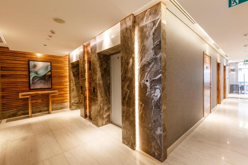 S19 Hotel-Al Jaddaf Metro Station - Resim 27