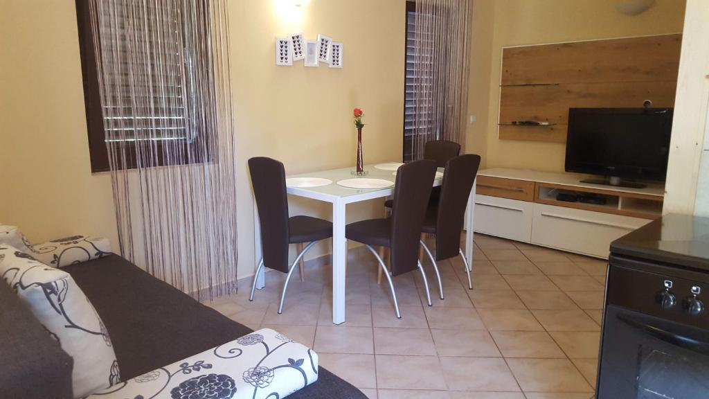 Fotografia z galérie ubytovania Apartman Vidaković v destinácii Funtana