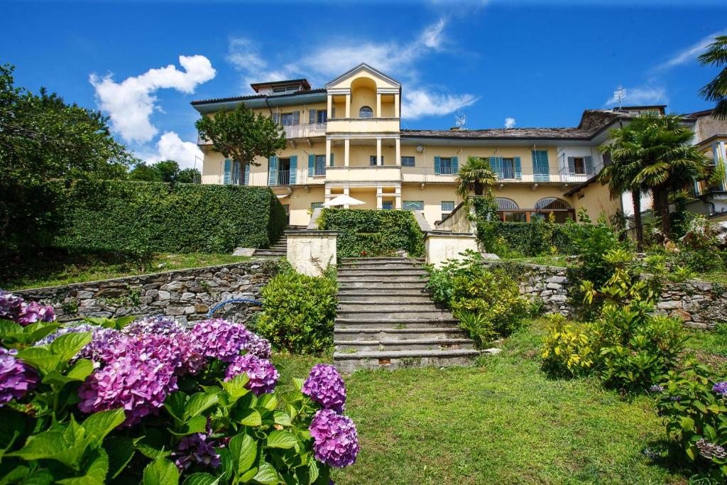 Zdjęcie z galerii obiektu Villa San Martino w mieście Verbania