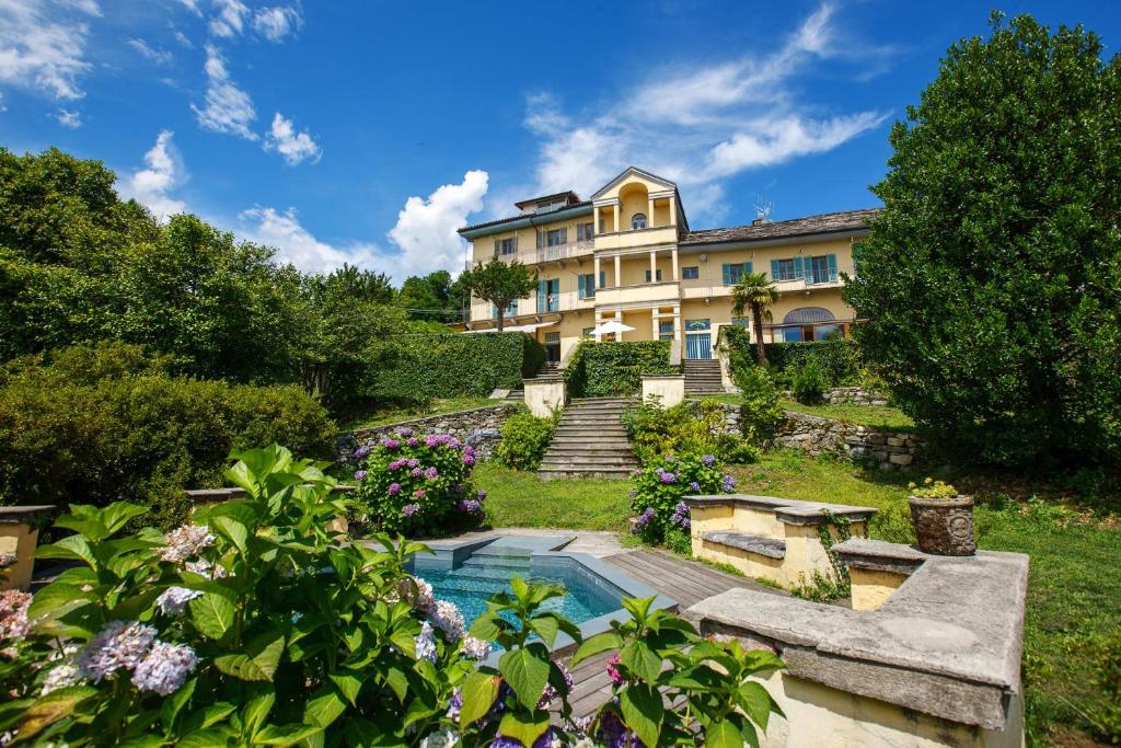 Zdjęcie z galerii obiektu Villa San Martino w mieście Verbania