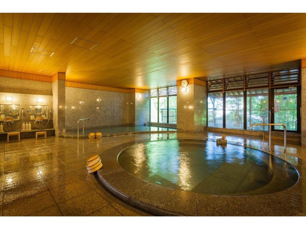 Dogo Onsen Funaya - Vacation STAY 54212vの敷地内または近くにあるプール