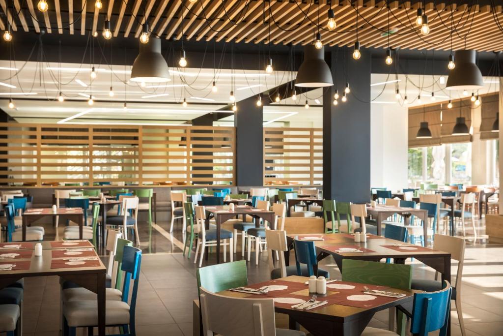 Restaurace v ubytování Remisens Hotel Epidaurus-All inclusive