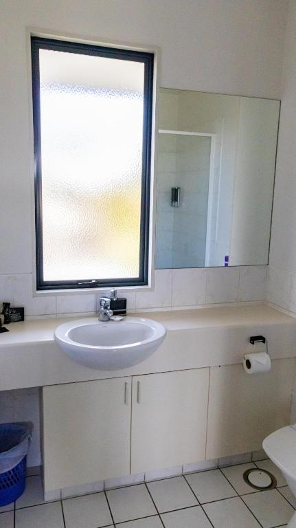 ASURE Phoenix Motor Inn - Resim 45