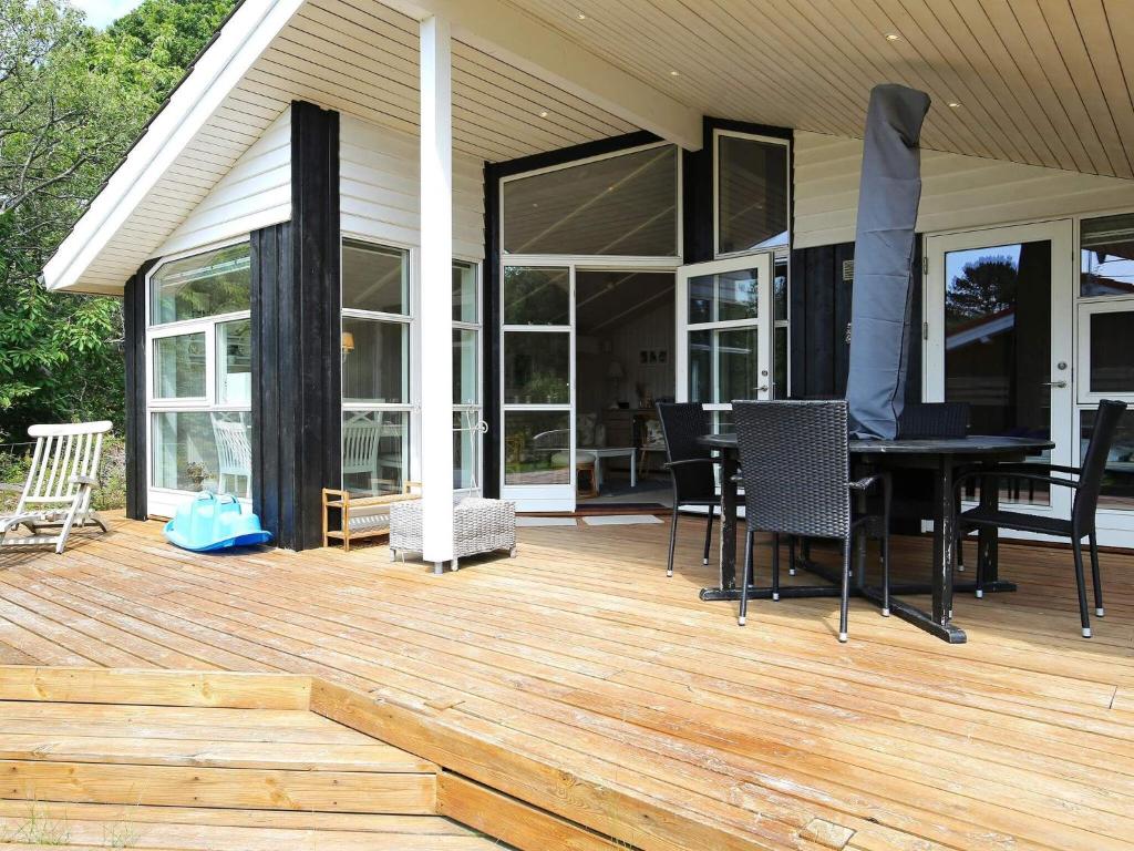 Balkón nebo terasa v ubytování 4 person holiday home in Føllenslev-By Traum