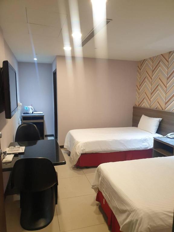 Chuan Fu Hotel - Economy Twin Room With No Window