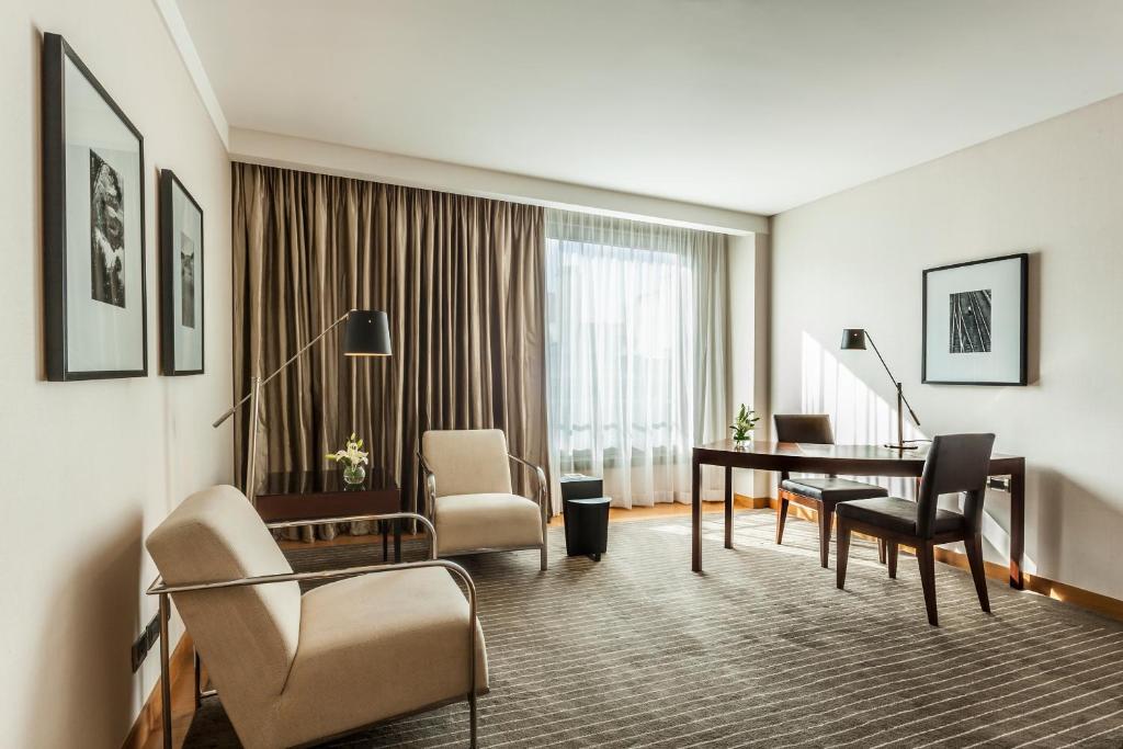 One-Bedroom Suite
