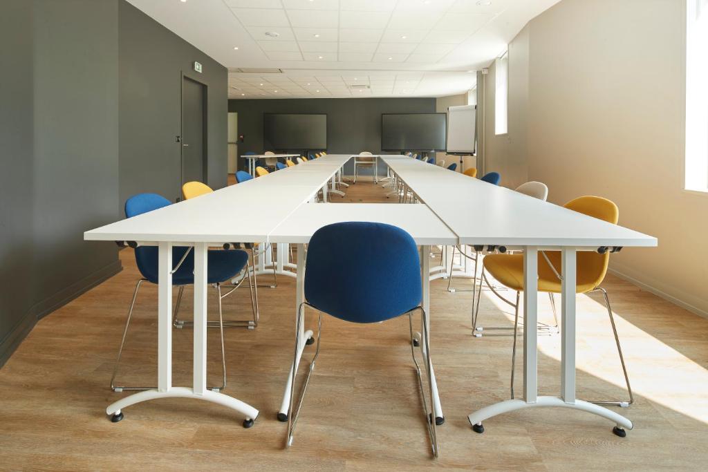 Campanile Nantes Centre - Saint Jacques - Resim 32