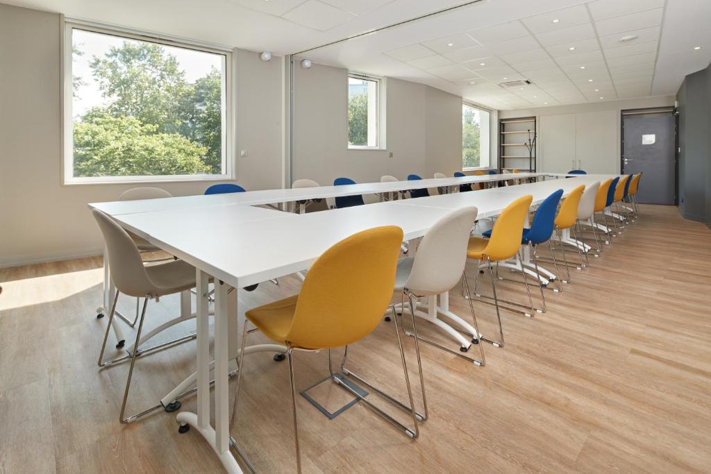 Campanile Nantes Centre - Saint Jacques - Resim 37