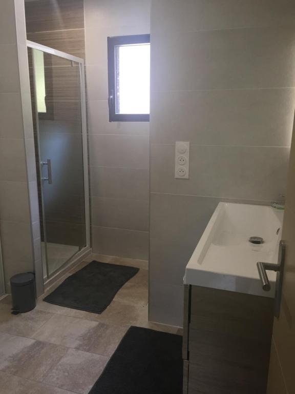 Koupelna v ubytování Spacieux logement Ax-les-thermes