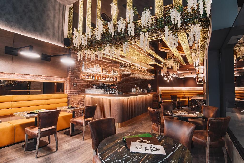 Project 3 Urban Chic Hotel - Resim 13