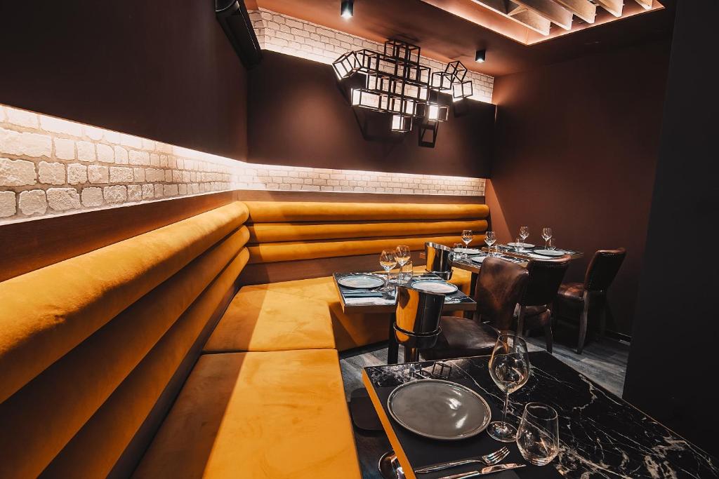 Project 3 Urban Chic Hotel - Resim 20