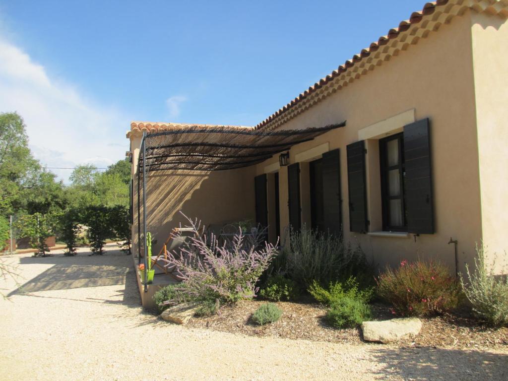 Mazet de la Lavande - Maison De Deux Chambres