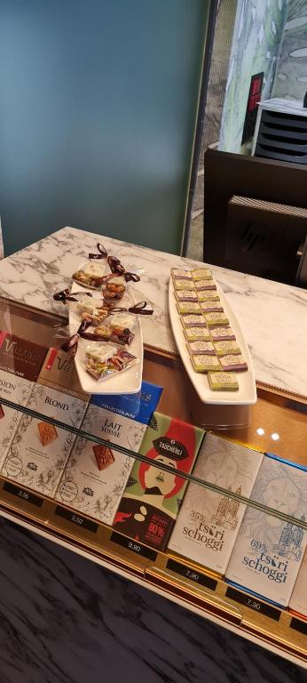 Swiss Chocolate by Fassbind Zurich - Resim 24