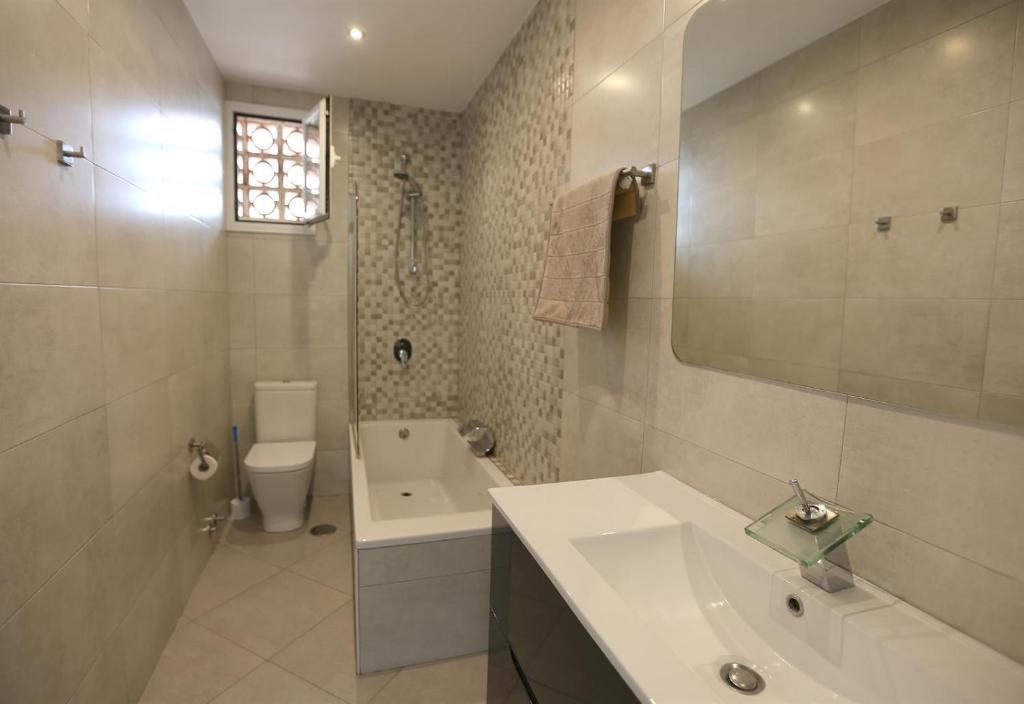 First line beach apartment, Fuengirola – Updated 2022 Prices