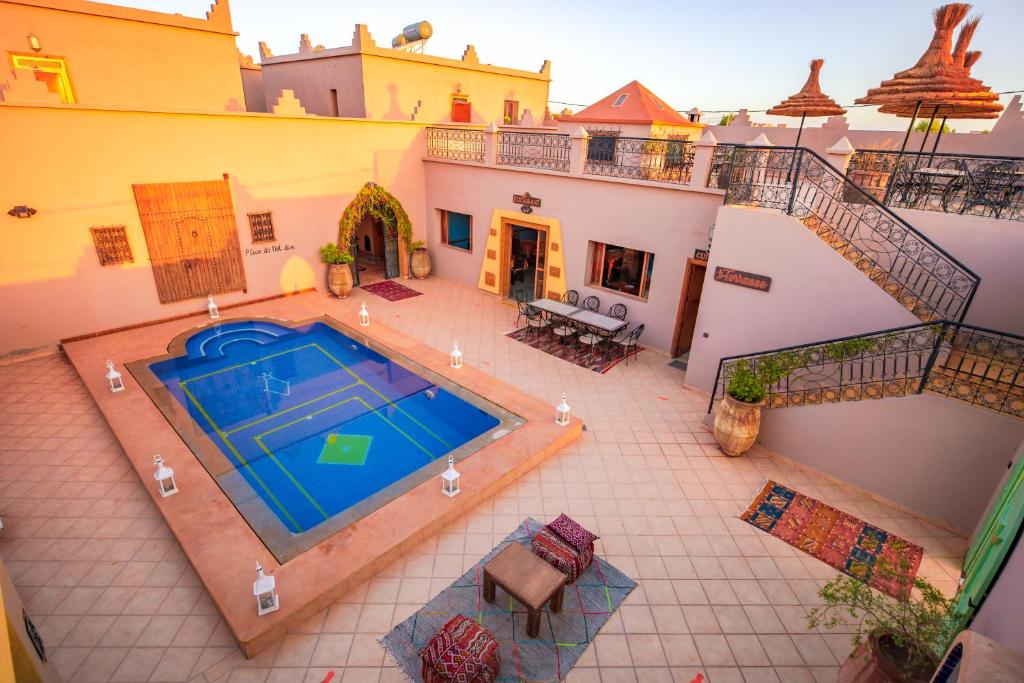 Bazén v ubytování Hassilabiad Appart Hotel nebo v jeho okolí