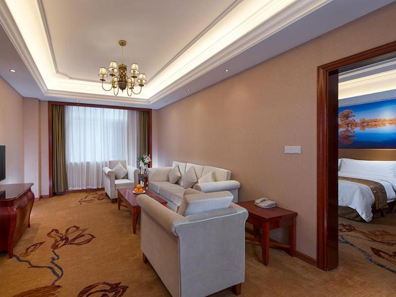 Posezení v ubytování Vienna International Hotel Inner Mongolia Alxa League