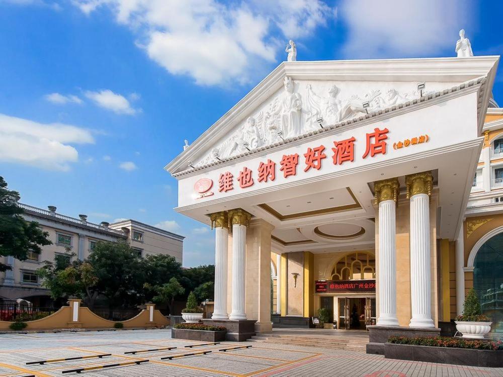 Yosh qizlar bilan porno jinsiy aloqa video