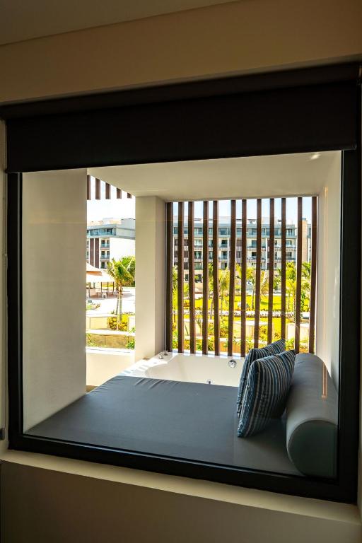 Junior Suite Outdoor Jacuzzi #4