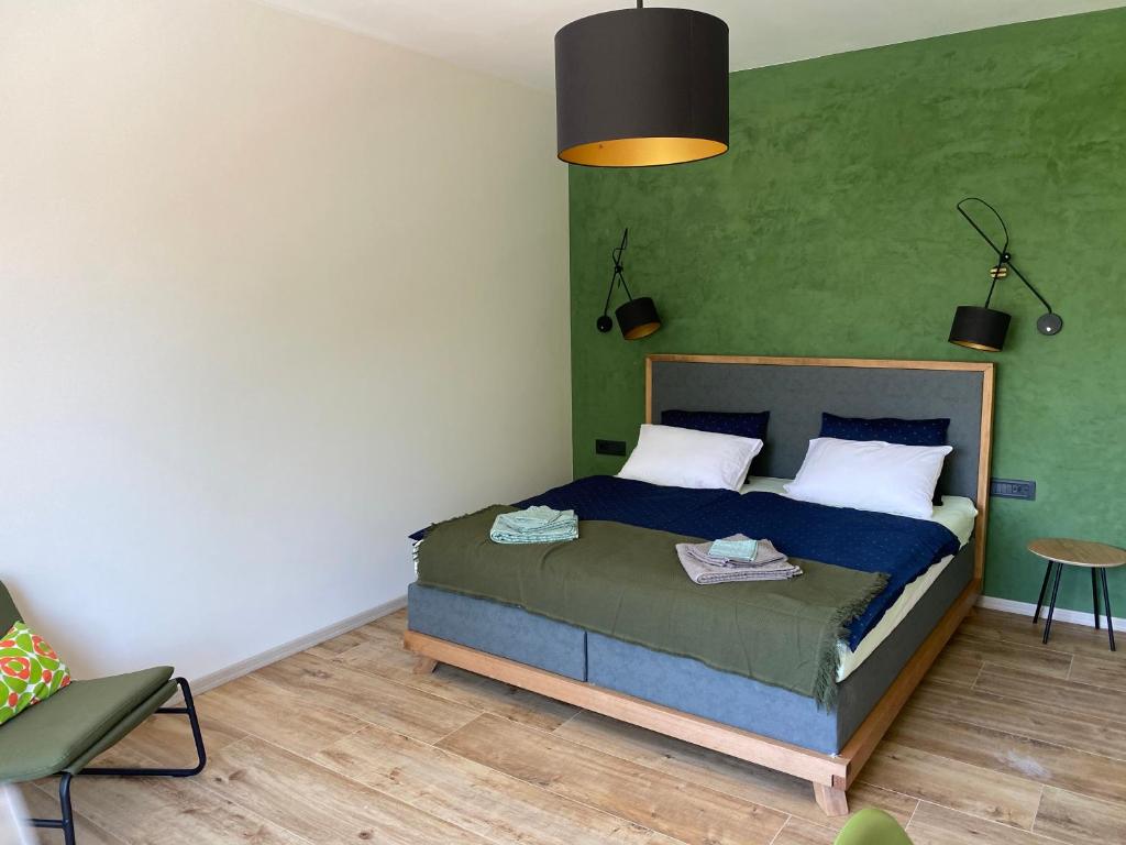 Postel nebo postele na pokoji v ubytování Quiet family Villa Anne, Podstrana