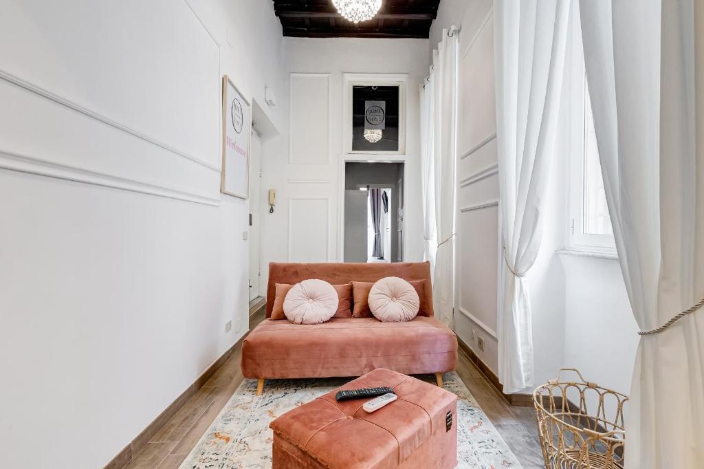 A seating area at TREVI FOUNTAIN - RomeDreamHome