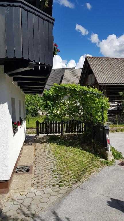 Budova, kde se bed and breakfast nachází