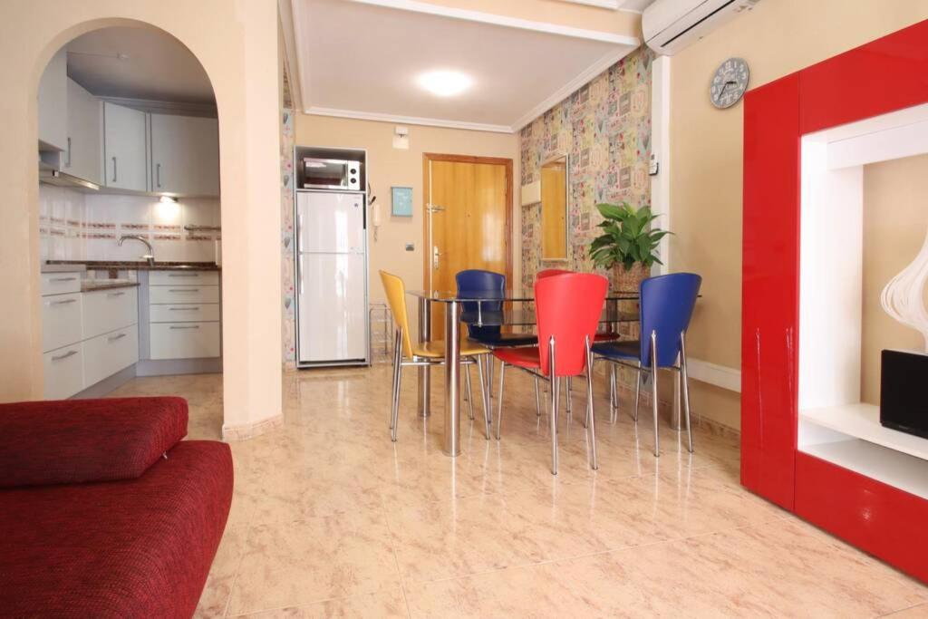 Kuchyňa alebo kuchynka v ubytovaní Apartment San Pascual
