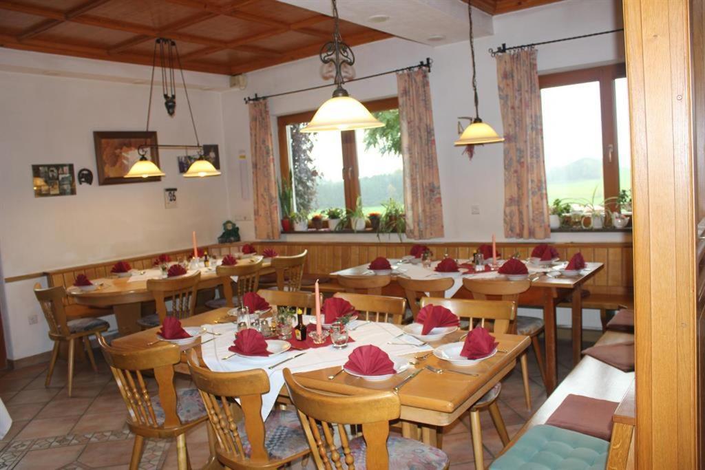 Restaurace v ubytování Gasthof Grüner Baum "Kongo"