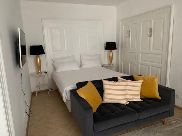 Postel nebo postele na pokoji v ubytování Hotel Goldenes Kreuz